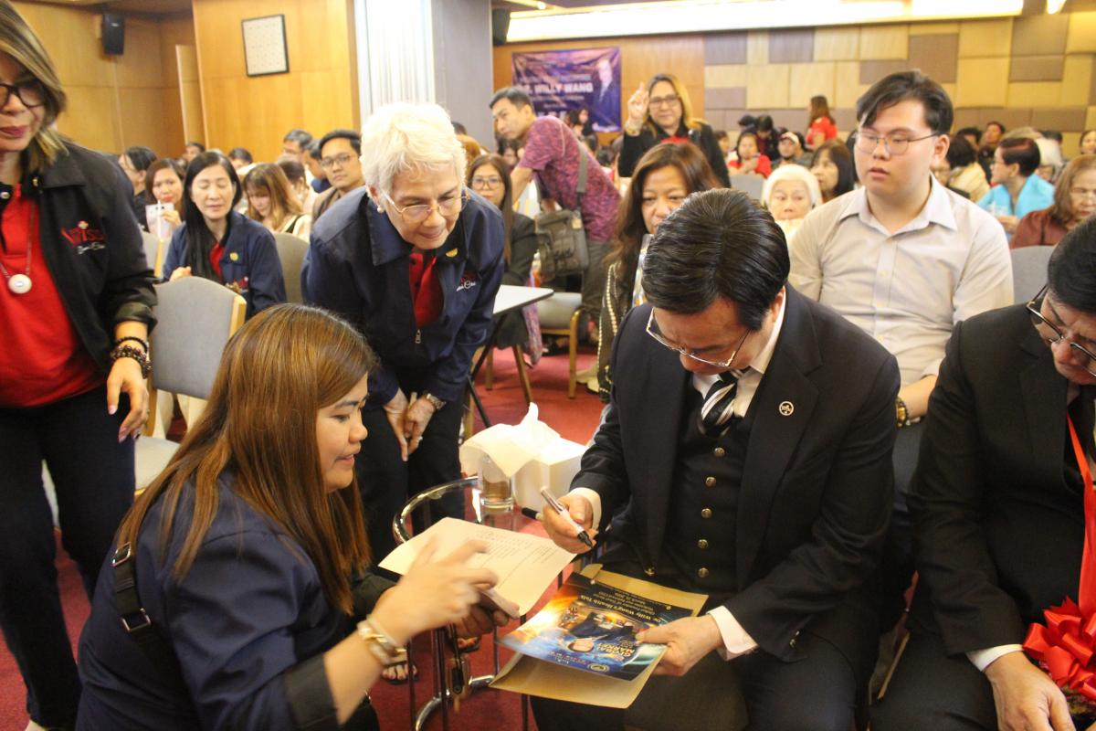 Total Swiss菲律賓市場勢不可擋,王博士親赴一線鼓舞士氣,引領夥伴傳遞健康、收獲財富圖細胞營養之15