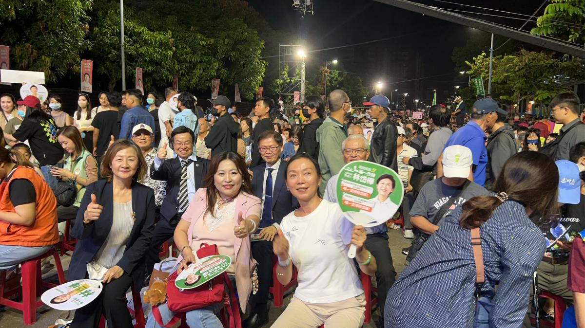 林岱樺一鳴驚人，把高雄市長初選首場造勢辦成三萬人潮的選前之夜圖細胞營養之2