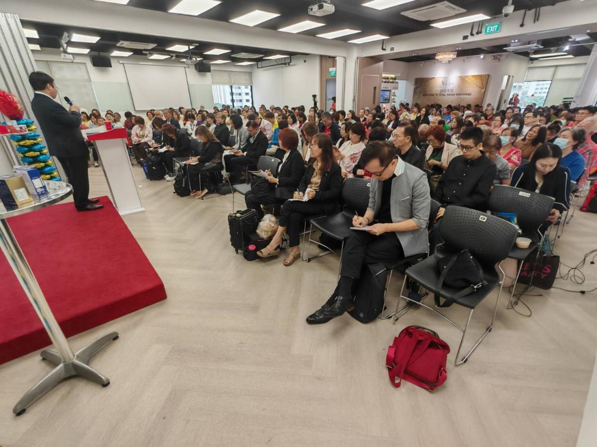 王博士新加坡講座，健康之道充滿新意，事業契機細細剖析，第二故鄉夥伴如沐春風大豐收圖細胞營養之4