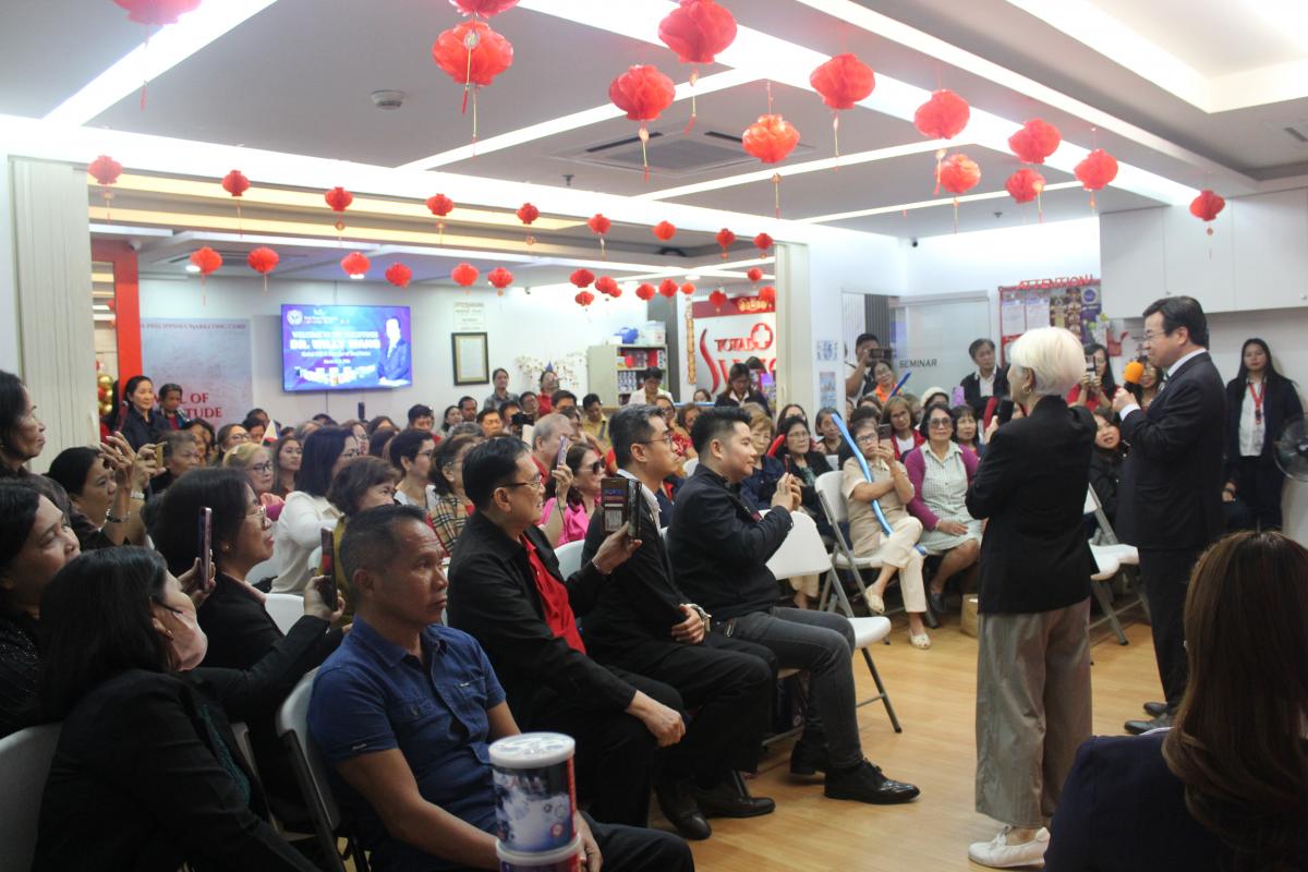 Total Swiss菲律賓市場勢不可擋,王博士親赴一線鼓舞士氣,引領夥伴傳遞健康、收獲財富圖細胞營養之4