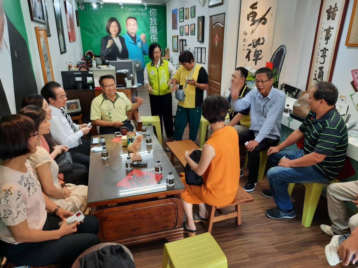 王博士走訪台南據點會見議員里長，公益理念引發共鳴、激起漣漪圖細胞營養之1